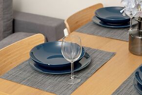 Gdansk Apartment With Desk by Renters