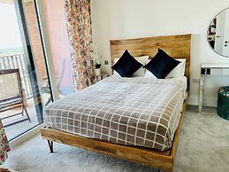 Healum Retreat - 3BR Apartment, Southall