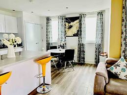 Healum Retreat - 3BR Apartment, Southall