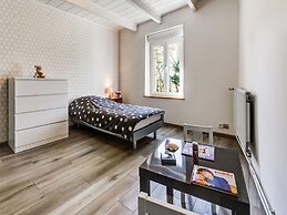 Gite des Salines in Stone With Views