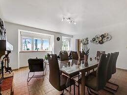 Gite des Salines in Stone With Views