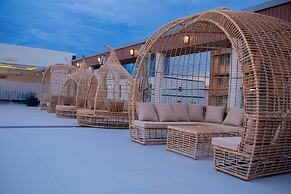 Cloud9 Hotel