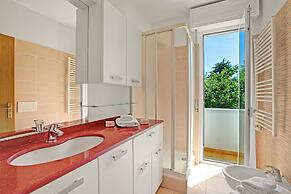 Garden & Surf By Rossana