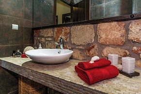 Sithonian Blue Royal Villa