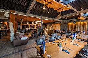 Nice Chalet at 4.5 km. From Rockanje