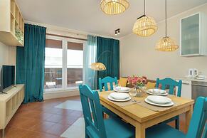 Cosy Turquoise Apartment by Renters