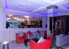 AJ'S Hotel & Suites