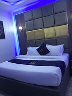 AJ'S Hotel & Suites