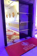 AJ'S Hotel & Suites