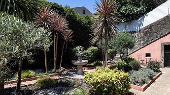 Guesthouse Bonjardim