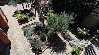 Guesthouse Bonjardim