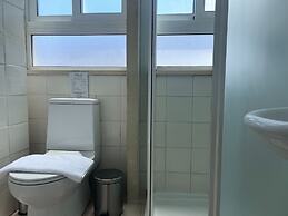 Phaedrus Living: Hoopoe Residencies 106