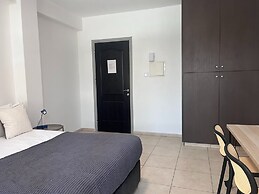 Phaedrus Living: Hoopoe Residencies 106