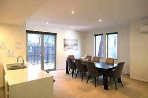 Readyset Townhouses at Mosaic