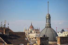 Carlton Hotel Buda Castle