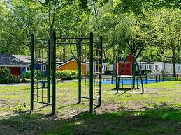 Chalet With Terrace Near Amsterdam