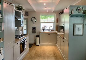 St Lawrence Rest - Cosy Retreat in Warkworth