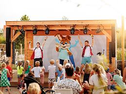 Nice Villa With Infrared Sauna, Near the Beach