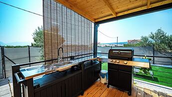 House Red Earth - Kastel Stafilic