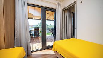 House Red Earth - Kastel Stafilic