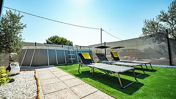 House Red Earth - Kastel Stafilic