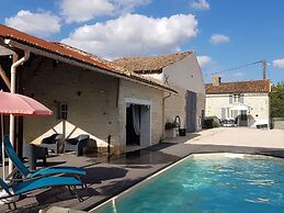 Charming Holiday Home With Private Pool