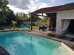 Charming Holiday Home With Private Pool
