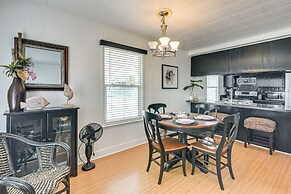 Pet-friendly Galveston Home - Walk to Beaches!