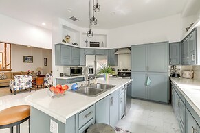 11 Mi to Dtwn: Luxe Home w/ Pool in Fort Worth