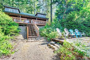 Port Orchard Lakefront Cabin w/ Fire Pit & Grill!