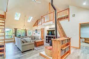 Port Orchard Lakefront Cabin w/ Fire Pit & Grill!