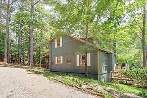 Lakefront Cabin < 3 Mi to Dtwn Eureka Springs!