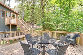 Lakefront Cabin < 3 Mi to Dtwn Eureka Springs!