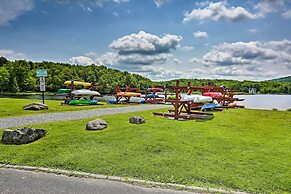 Deck & Fire Pit: Pet-friendly Pocono Lake Abode!