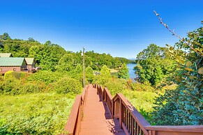 Lake Keowee Access: Idyllic Six Mile Cabin!