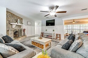 Spacious Tavares Home w/ Private Outdoor Oasis!