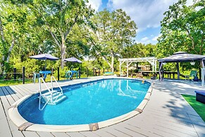 Spacious Tavares Home w/ Private Outdoor Oasis!