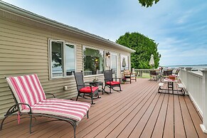 Waterfront Cottage w/ Dock on Burt Lake!