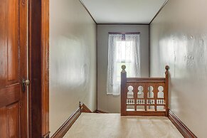 Countryside Biggsville Home w/ Yard, Dogs Welcome!