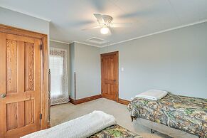 Countryside Biggsville Home w/ Yard, Dogs Welcome!