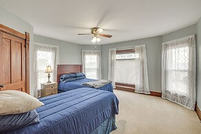 Countryside Biggsville Home w/ Yard, Dogs Welcome!