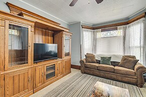 Countryside Biggsville Home w/ Yard, Dogs Welcome!