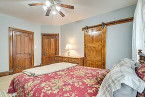 Countryside Biggsville Home w/ Yard, Dogs Welcome!