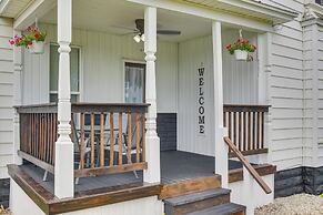 Countryside Biggsville Home w/ Yard, Dogs Welcome!