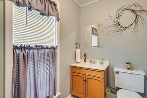 Countryside Biggsville Home w/ Yard, Dogs Welcome!