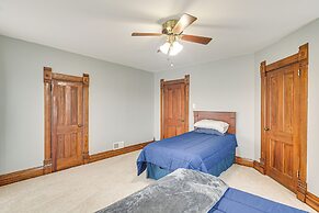 Countryside Biggsville Home w/ Yard, Dogs Welcome!