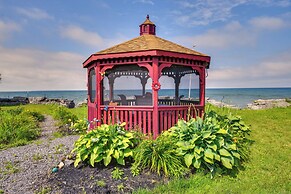 Lakefront Views & Private Yard: Three Mile Bay Gem