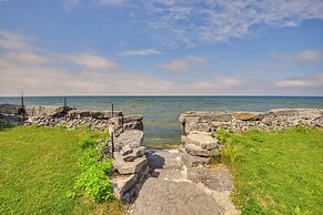 Lakefront Views & Private Yard: Three Mile Bay Gem