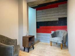 Cozy Birmingham Apartment Retreat