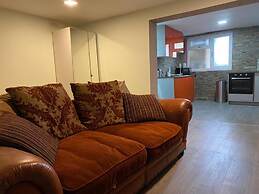 Cozy Birmingham Apartment Retreat